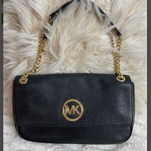 MICHAEL KORS Black Leather Fulton Bag